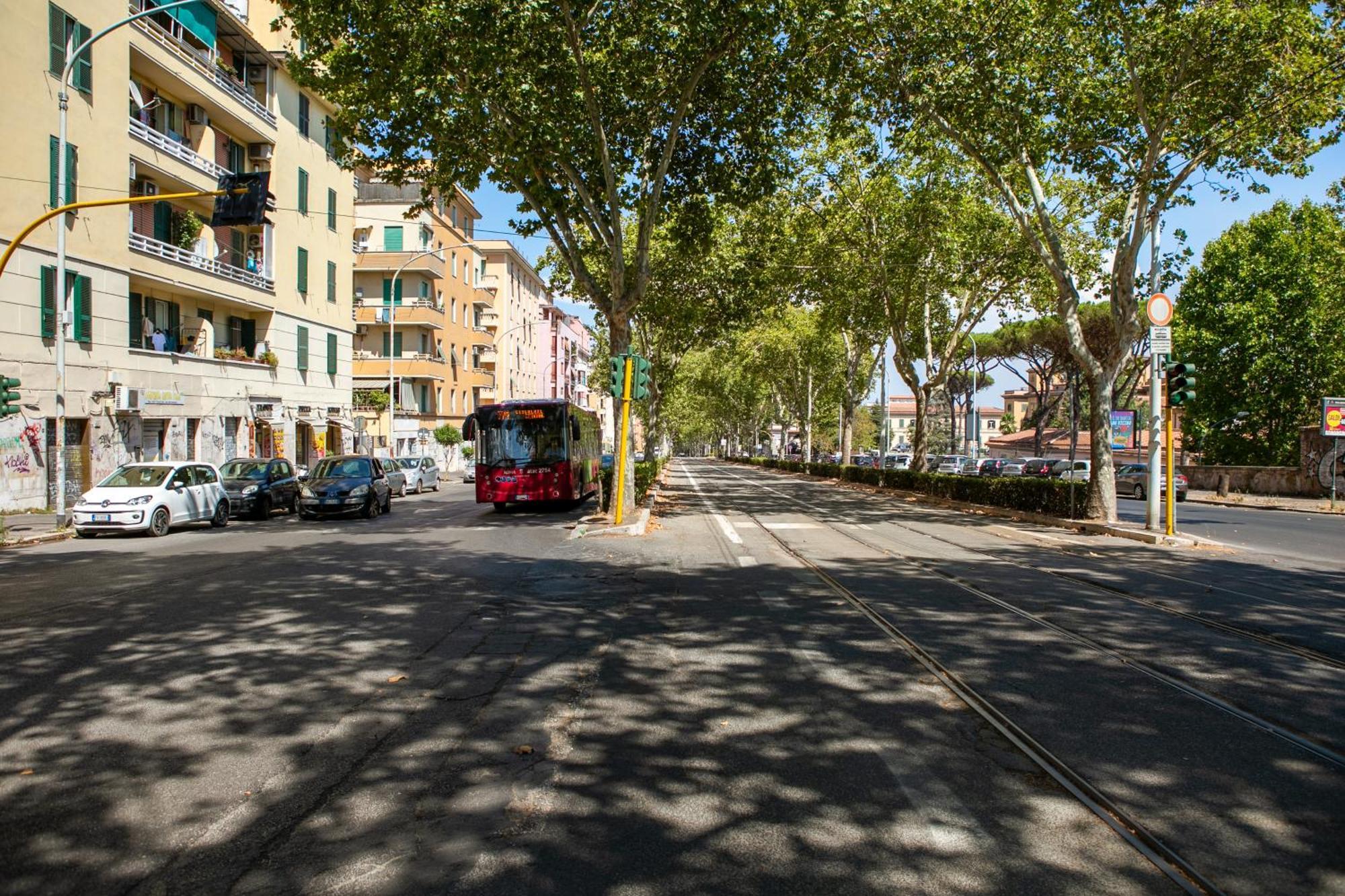 Holiday Homes Rome - Green Apartment S Camillo - Near Trastevere Екстер'єр фото
