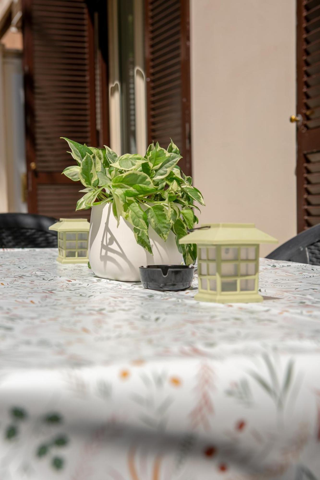Holiday Homes Rome - Green Apartment S Camillo - Near Trastevere Екстер'єр фото